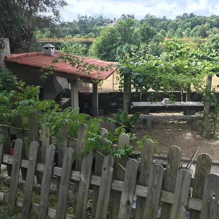 Casa Da Ponte Do Porto Farm stay Amares