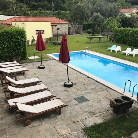 Casa Da Ponte Do Porto Farm stay Amares