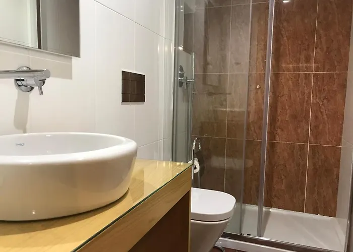 农家乐 卡萨达蓬特度波尔图酒店 *